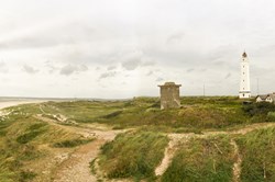 Fyrtårn og bunker nær Blåvand