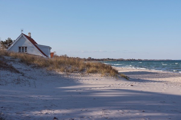 Sommerhus og Saksild Strand